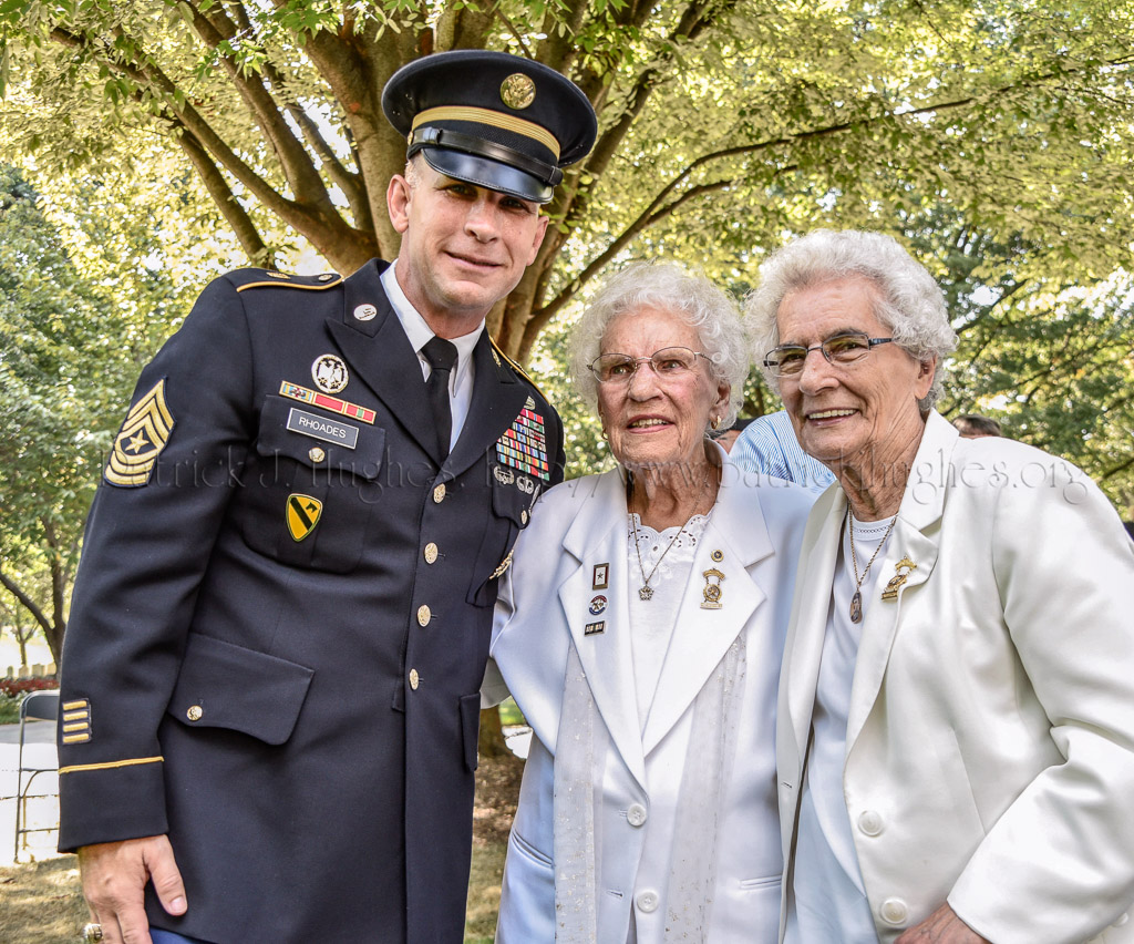 Command Sergeant Major Andrew J. Rhoades with Vietnam Gold Star Mothers Emogene M. Cupp and Theresa O. Davis