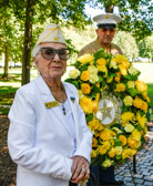 Gold Star Mother Georgie Carter-Krell and Gunny Slagle with Gold Mother Wreath at Vietnam Wall