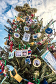 This tree is adorned with cards and messages from school children around the country, placed there by visitors who read and appreciate these messages before affixing them to its branches.