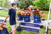 The Memorial Day Flowers Foundation honors those who have served Our Country.  Thanks to the generosity of private, public, and corporate sponsors, the Foundation works with local organizers and volunteers to place roses and other flowers on grave sites at National, Veterans, and Local cemeteries across the United States.