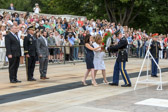 Cindy Kruger GSM National President and her daughter present wreath to be laid at the Tomb of the Unknonws.